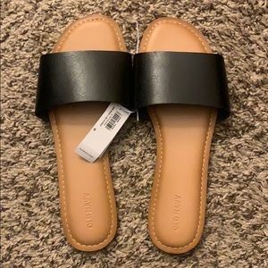 NEW! With Tags: Black Sandals
